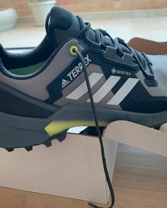 scarpe Adidas Terrax nuove
