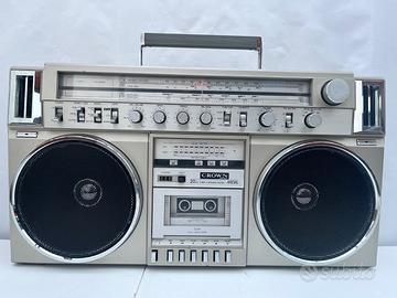 Crown CSC-970F Boombox Radio Cassette