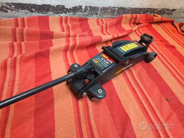 Cric da auto - 2 Ton.