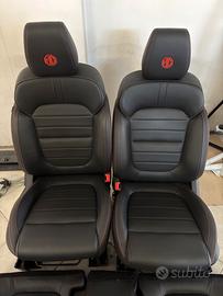 Interno MG ZS
