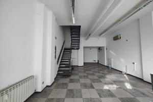 Immobile di 130 m² con 2 locali a Ponte San Pietro