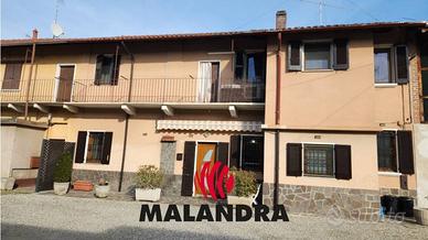 Casa indipendente di 122 m² con 3 locali e box aut