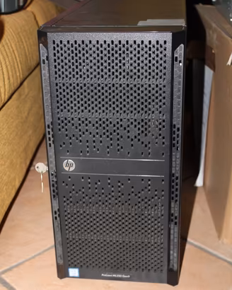 Server HP PROLIANT ML 350 G9 E5-2620 v3 HDD 2,5"