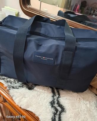 valigia tommy hilfiger 