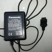 Caricabatterie Panasonic EB-CAD70EU