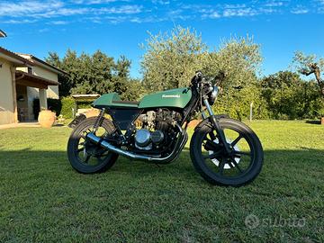 Moto cafe racer z400 Kawasaki