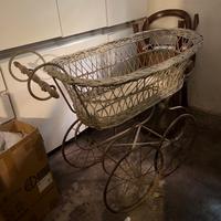 carrozzina antica fine '800