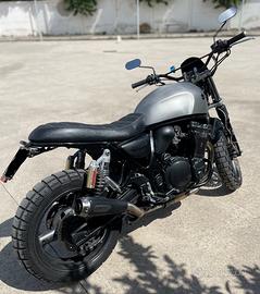 Suzuki inazuma 750 cafe racer