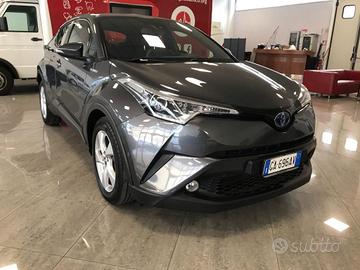 TOYOTA C-HR 1.8 Hybrid E-CVT Active