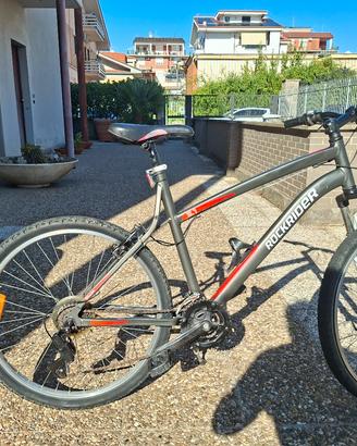 MOUNTAIN BIKE 26, ROCKRIDER RR 5.1