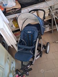 Passeggino graco blu in buono stato