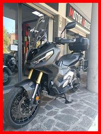 X adv 750 travel edit+scarico+borse+permute+rate