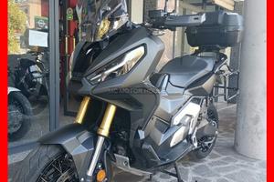 X adv 750 travel edit+scarico+borse+permute+rate