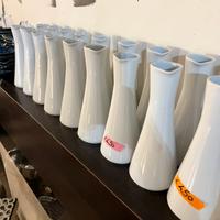 Vasi fiori tavola e soia e porta soia