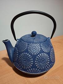Teiera Etnica in ghisa