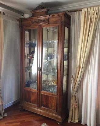 Vetrina antica in legno Pregiato
