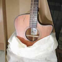Chitarra semiacustica Bromo bat 2 mce