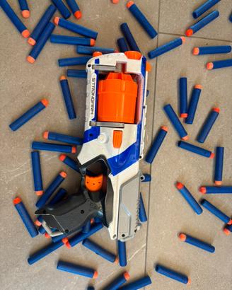 Nerf N-Strike Elite Strongarm + 20 dardi Nerf