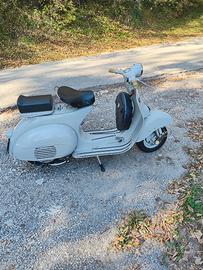 Piaggio Vespa 125 (VNA) - 1958