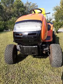 trattorino rasaerba tagliaerba 