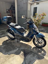 Beverly 250 gomme nuove 