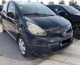 Toyota Aygo 1.0 12V VVT-i 5 porte Sol