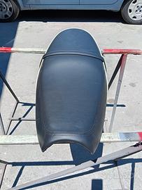 sella per Triumph T100  dal 2015 in poi