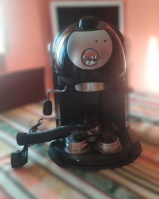 MACCHINA DEL CAFFE' DE LONGHI