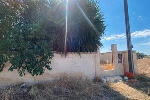 Villino interamente da ristrutturare