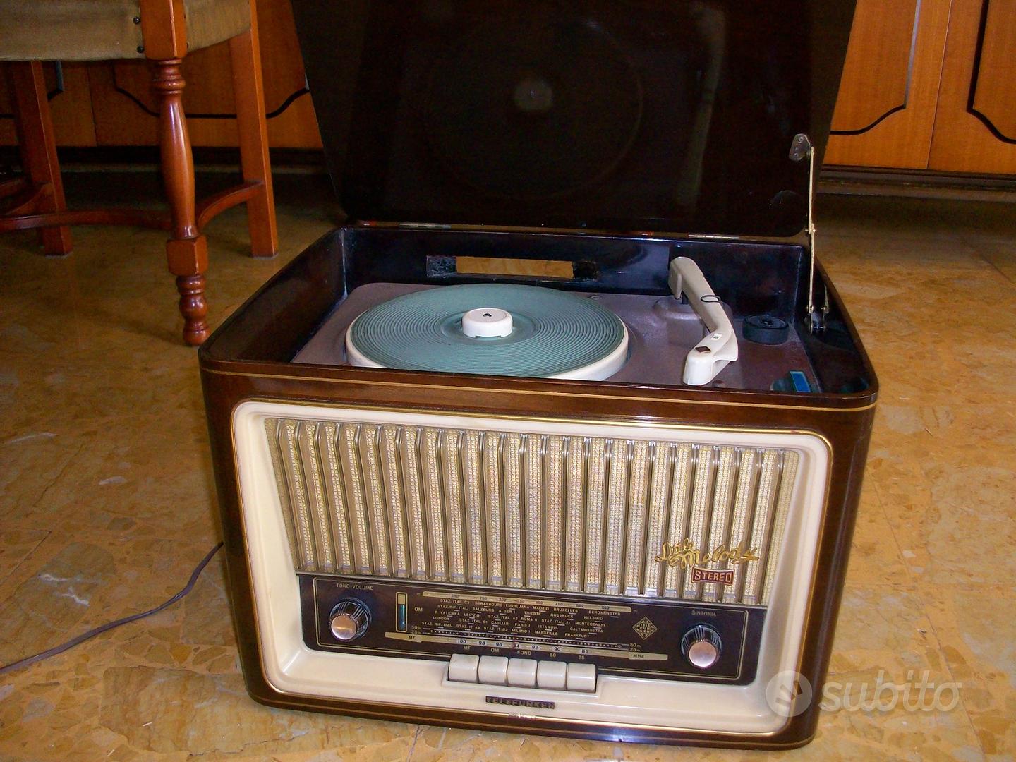 Radiogiradischi stereo Telefunken della fine anni Audio/Video In