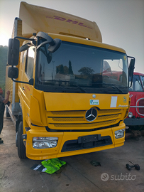 Ricambi e cabina Mercedes Atego 1530