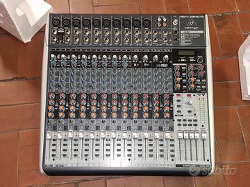 Mixer Behringer