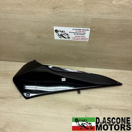 SOTTO PEDANA SX TMAX 2008 2011 NON PERFETTO
