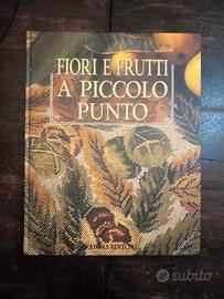 libro fiori e frutti a piccolo punto