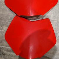 maschera v face rossa