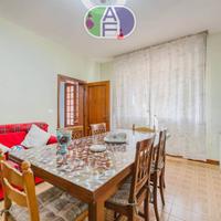 DOLO BIFAMILIARE AL PIANO PRIMO CON DUE CAMERE