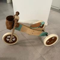 Triciclo senza pedali