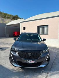 Peugeot 2008 BlueHDi 110 S&S Allure Pack