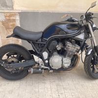 Suzuki GSR 600 - 2002