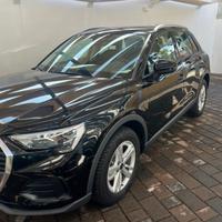 Audi Q3 35 TDI S tronic Business Advanced