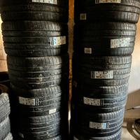 Stock Gomme Auto