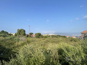 Terreno agricolo pianeggiante in zona Faro Superio