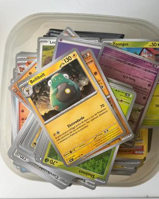 1,5 kg di carte pokemon comuni