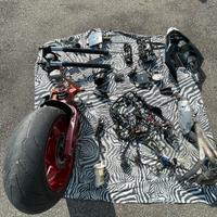 Ricambi Yamaha R1 big bang 09/14