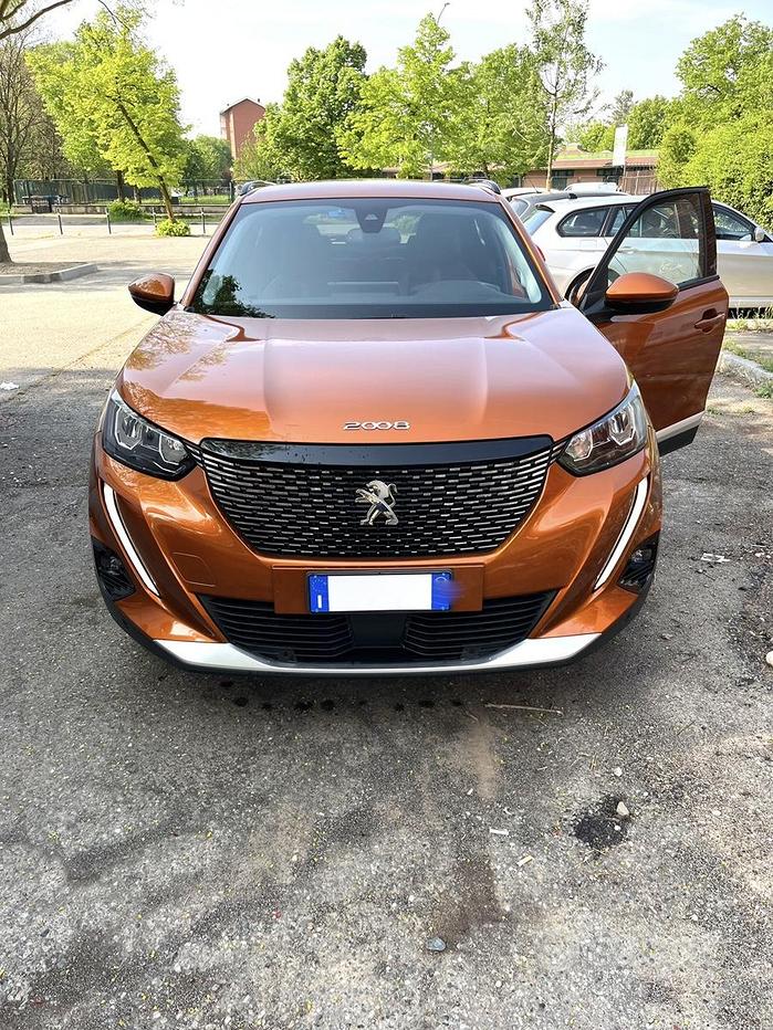 Peugeot 2008 allure navi pack 1.5d