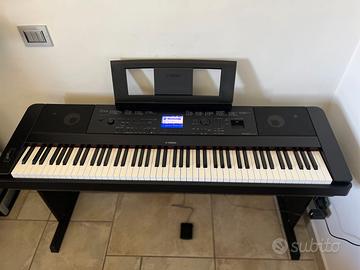 Yamaha DGX660 PIANOFORTE DIGITALE 88 TASTI NERO