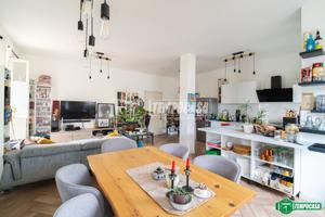 TRILOCALE RISTRUTTURATO CON TERRAZZO