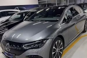 mercedes eqe 100% elettrica