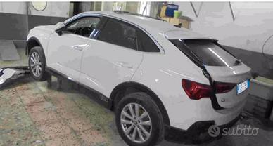 audi Q3 2022 solo ricambi 