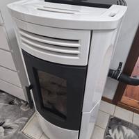 Stufa a pellet Extraflame Terry Plus 12,1 kW 